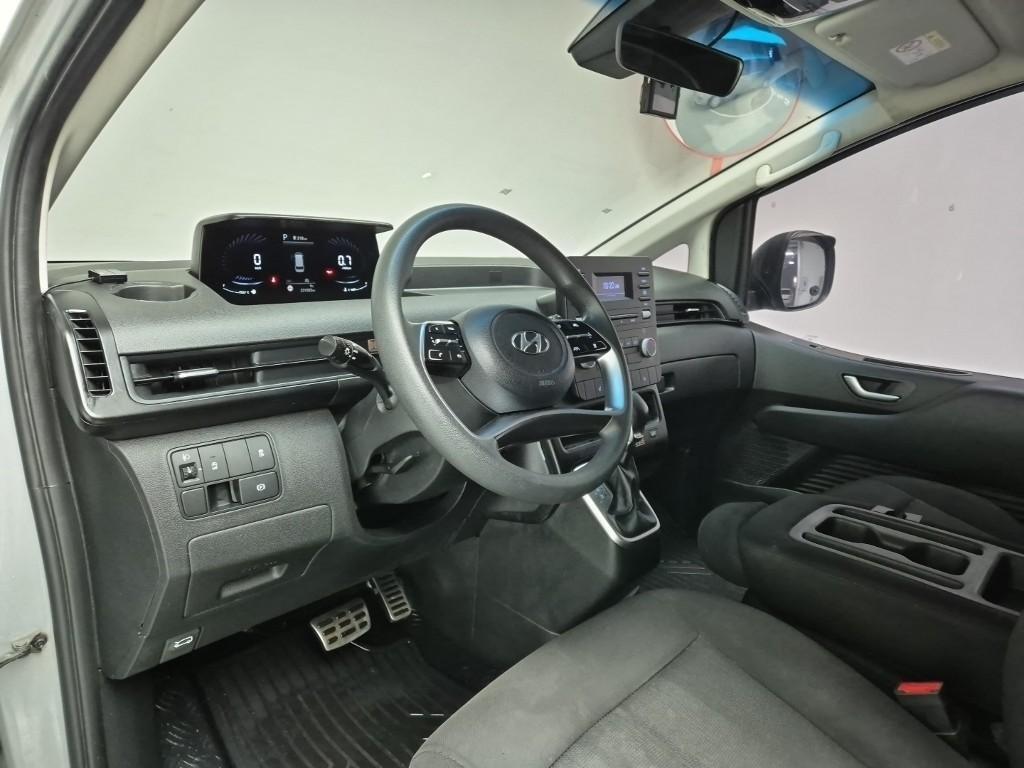HYUNDAI Staria - Vista 7