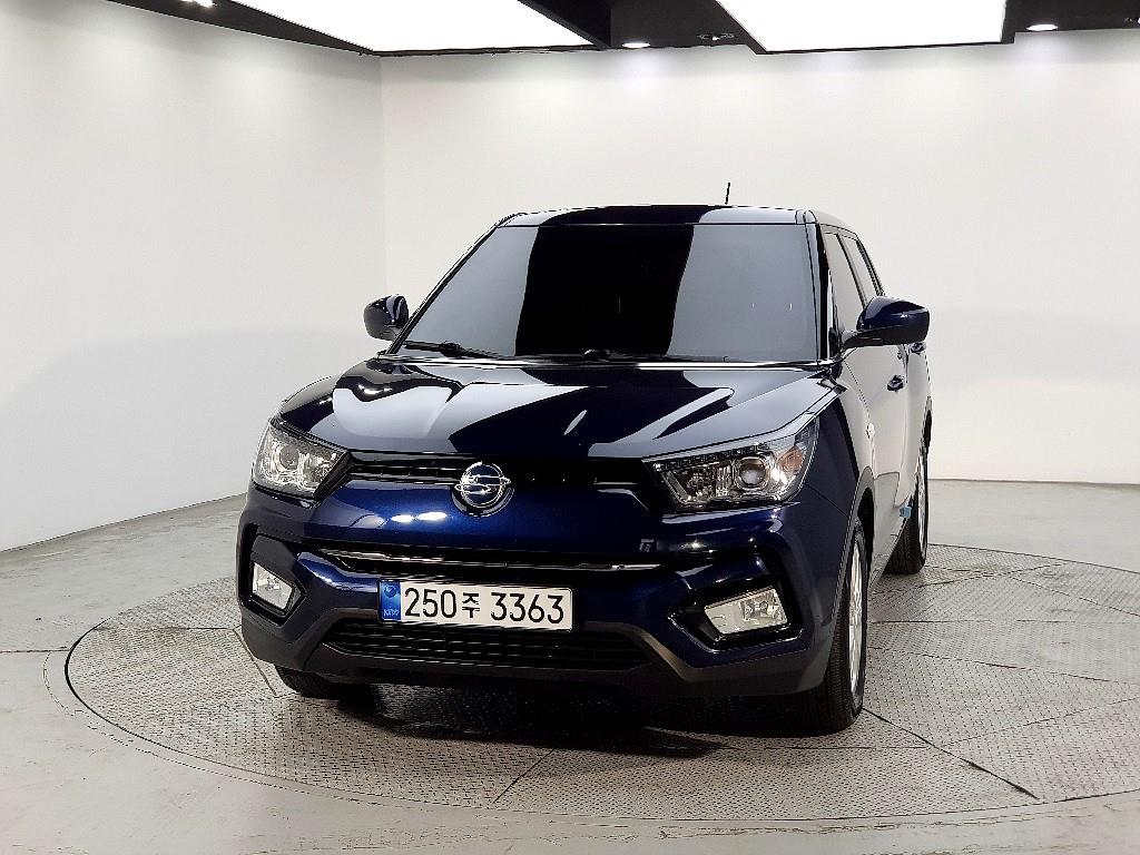 Ssangyong Tivoli - Vista 2