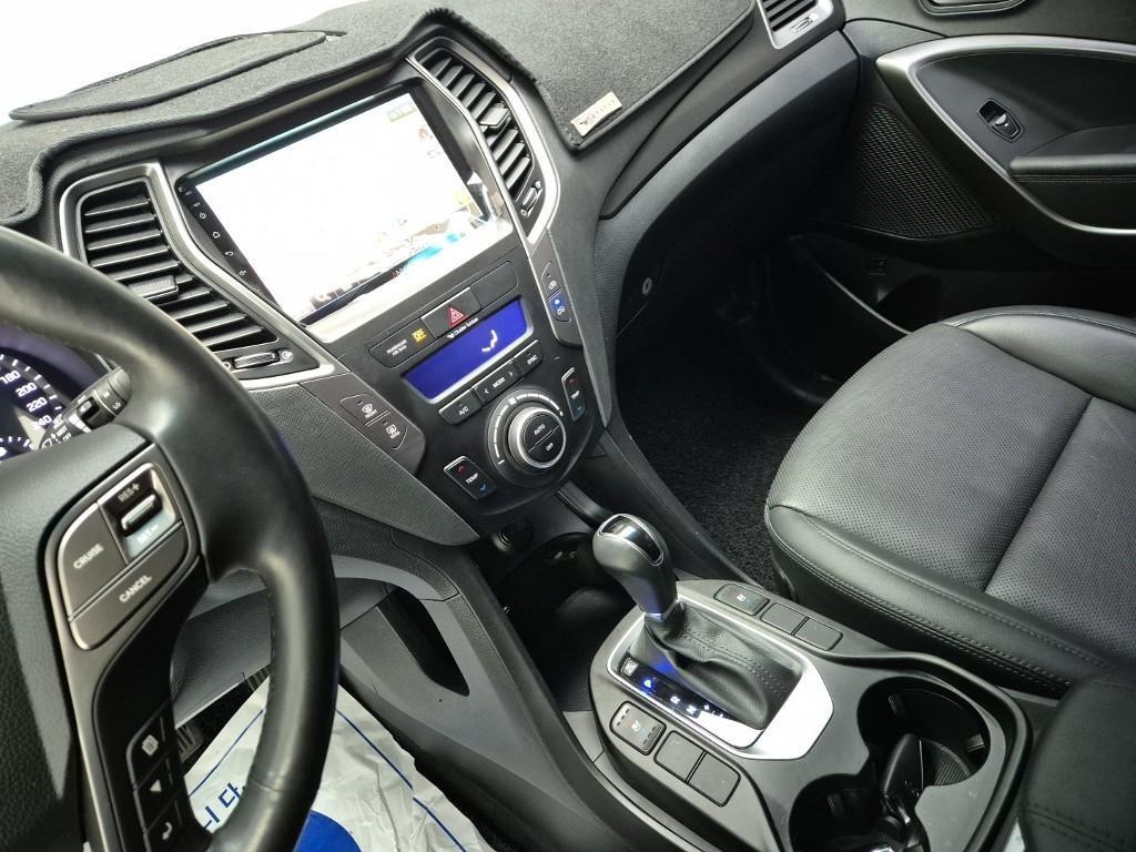 HYUNDAI Santa Fe - Vista 10