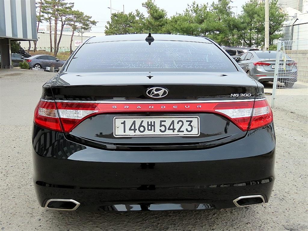 HYUNDAI Grandeur - Vista 4
