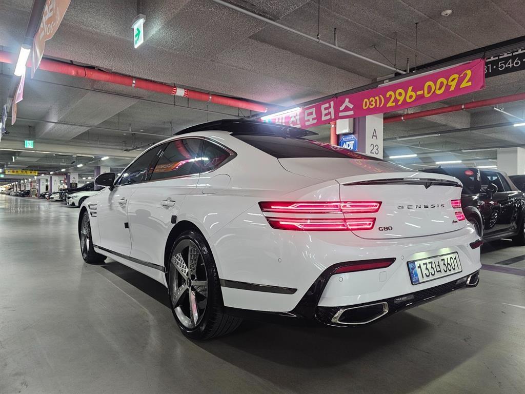 Genesis G80 - Vista 5