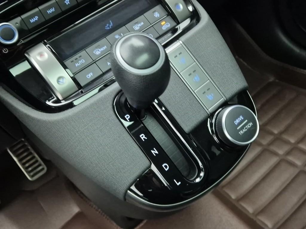 HYUNDAI Casper - Vista 9