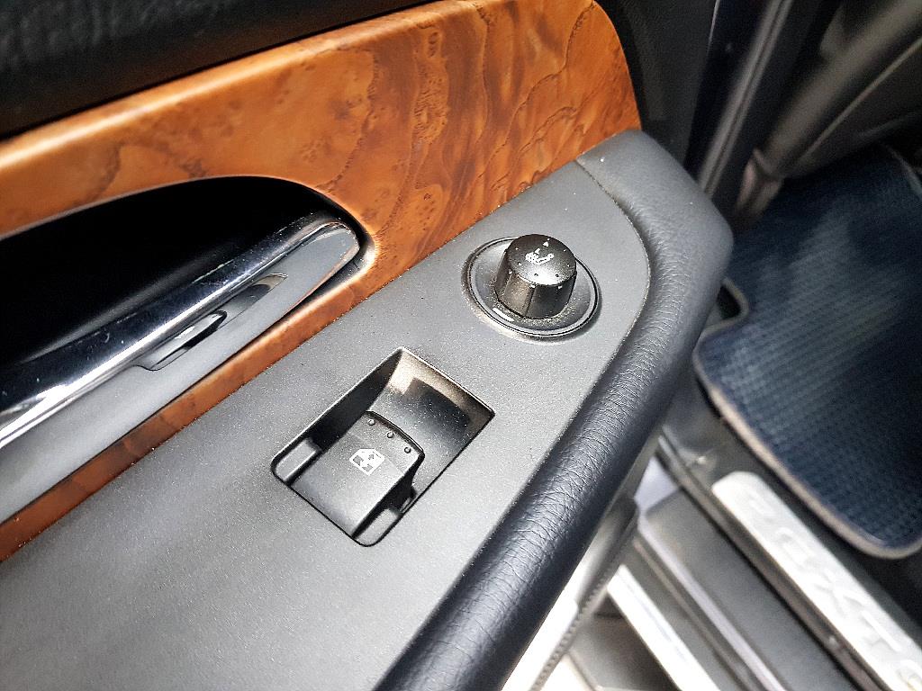 Ssangyong Rexton 2016 Gris - Importación desde Corea - HF Imports Iquique - Foto 13