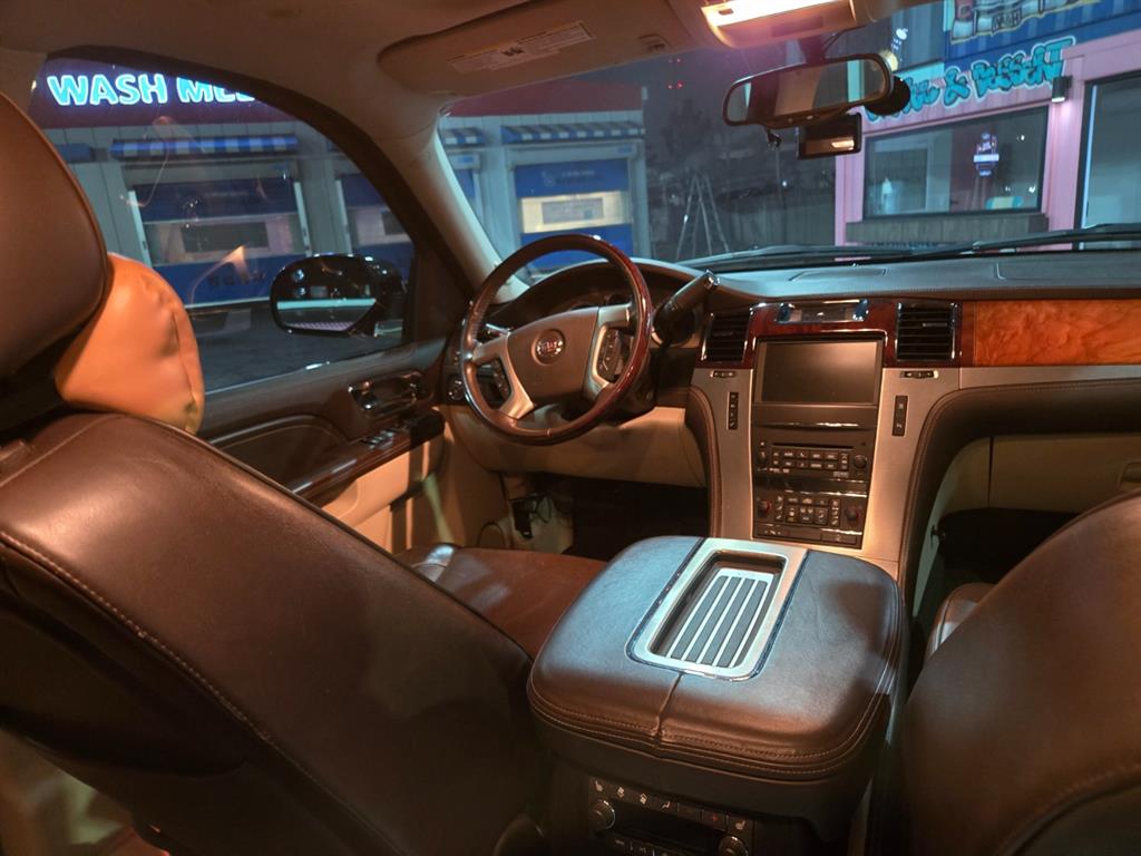 Cadillac Escalade 2011 Negro - Importación desde Corea - HF Imports Iquique - Foto 16