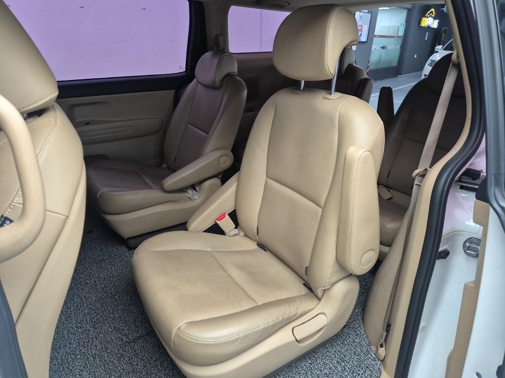 KIA Carnival 2019 Blanco - Importación desde Corea - HF Imports Iquique - Foto 16