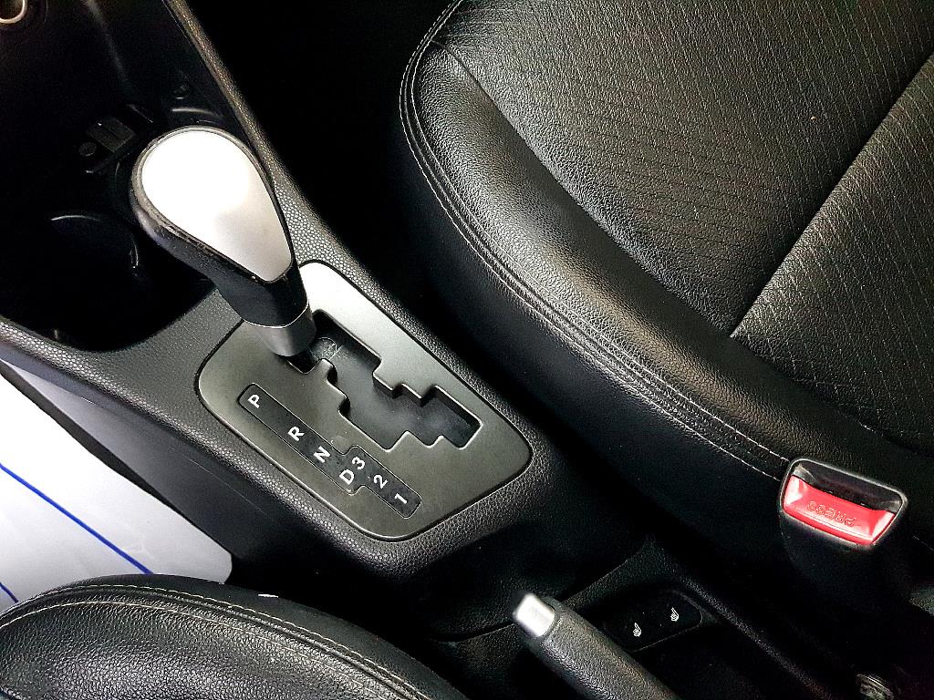 KIA Morning 2015 Blanco - Importación desde Corea - HF Imports Iquique - Foto 13