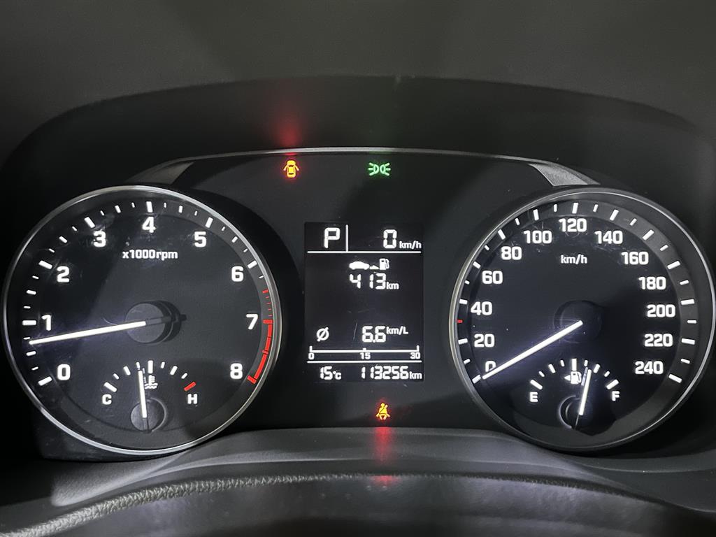 HYUNDAI Avante 2018 Blanco - Importación desde Corea - HF Imports Iquique - Foto 15