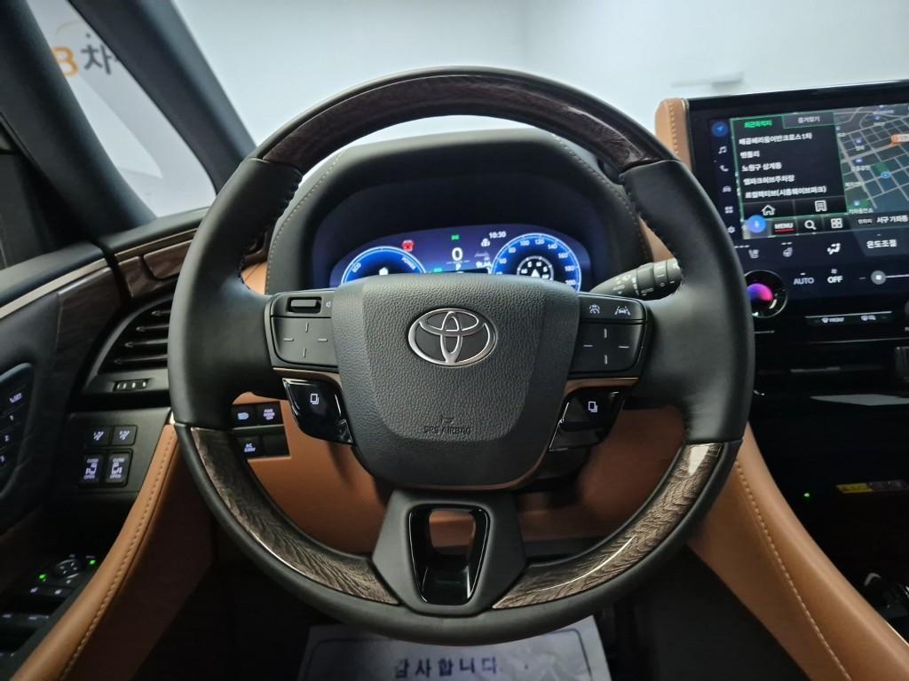 Toyota Alphard - Vista 9