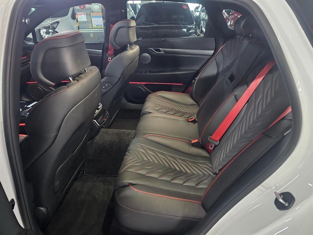 Genesis G80 2025 Blanco - Importación desde Corea - HF Imports Iquique - Foto 17