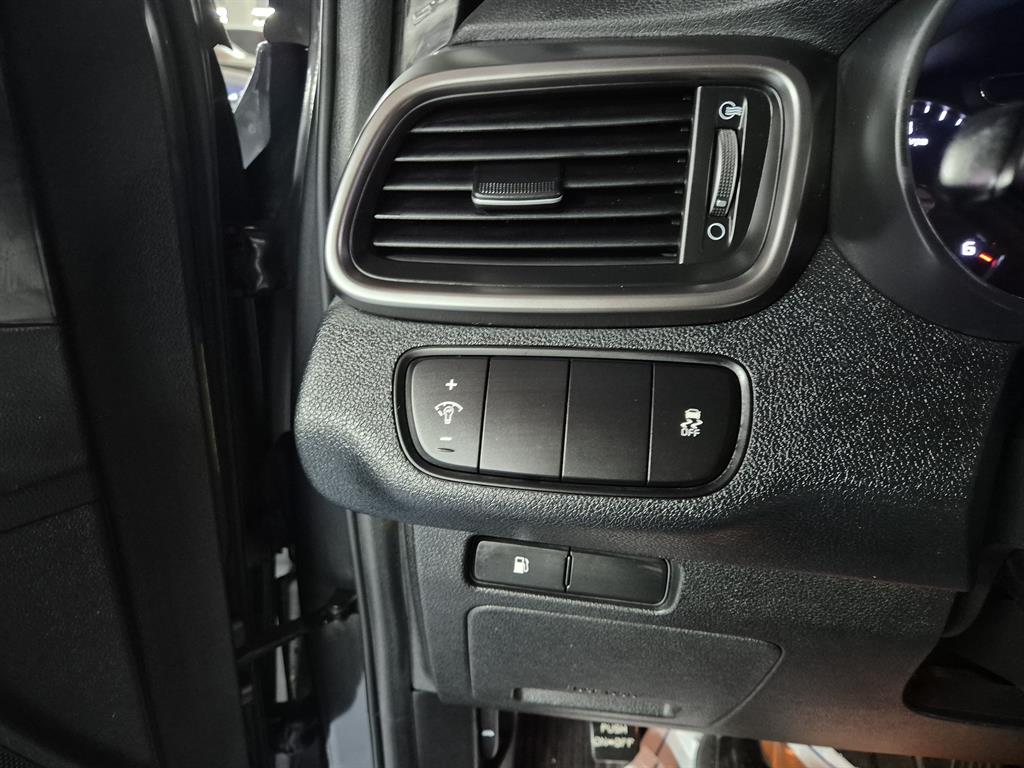 KIA Sorento - Vista 9