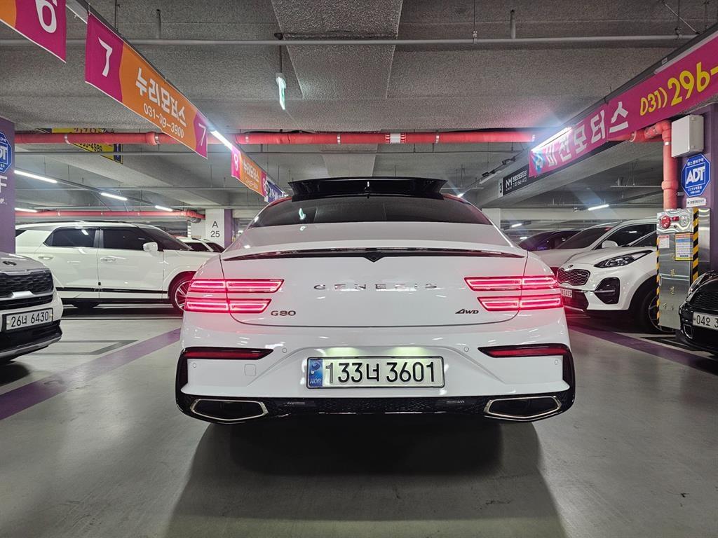 Genesis G80 - Vista 4