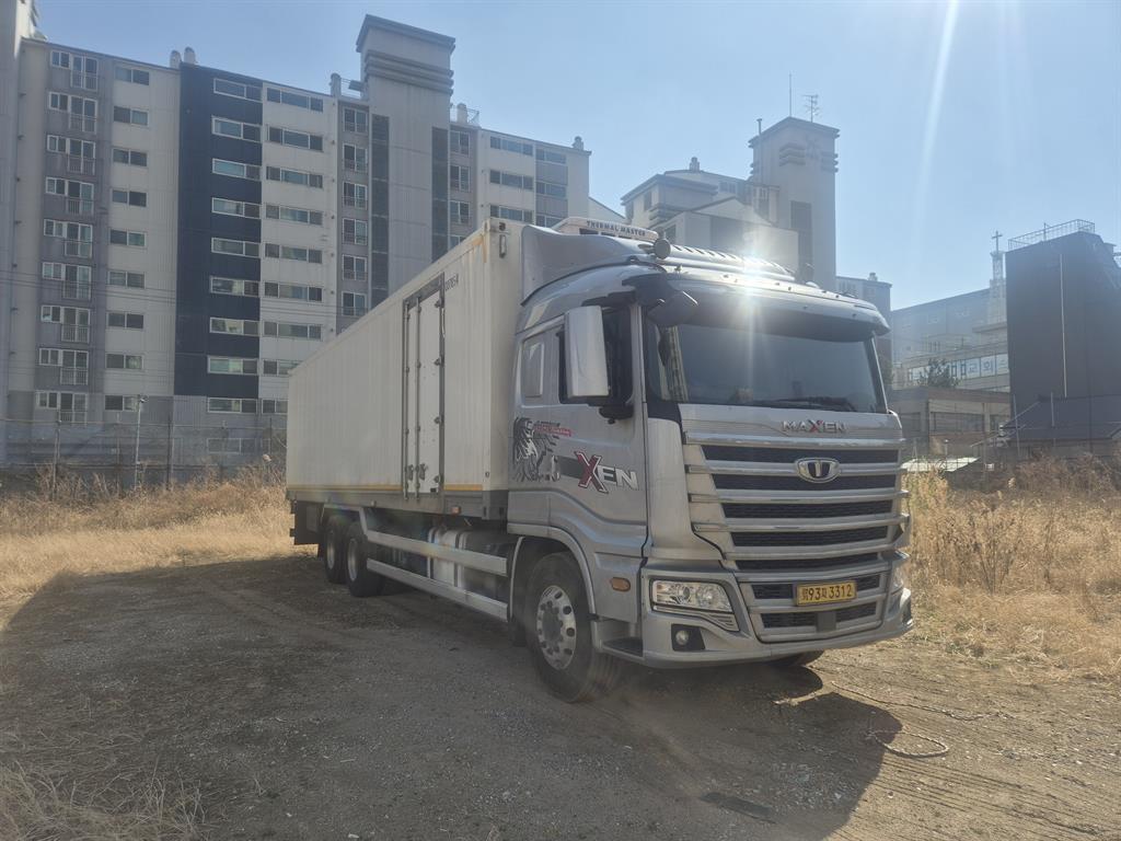 medium and large cargo truck 2025 Gris - Importación desde Corea - HF Imports Iquique - Foto 1