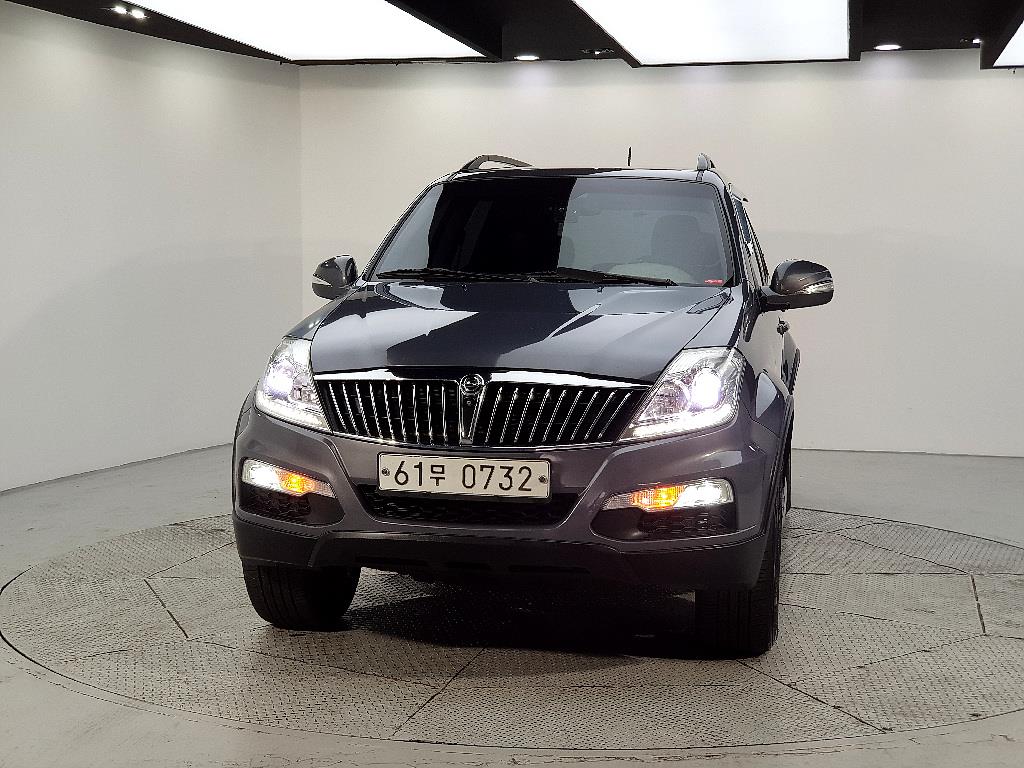 Ssangyong Rexton - Vista 2