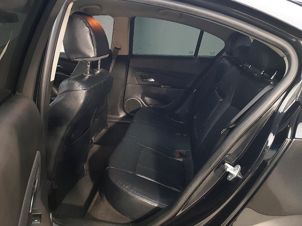 Chevrolet Cruise - Vista 9