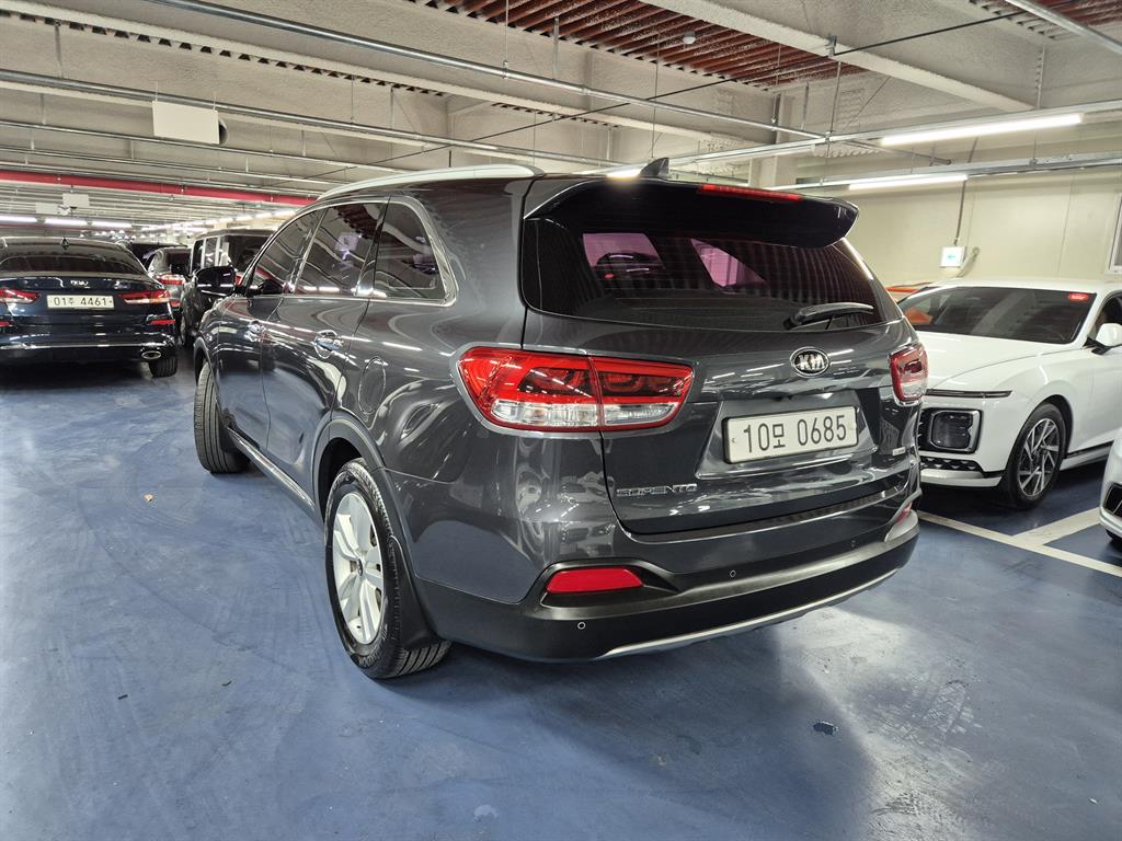 KIA Sorento - Vista 4