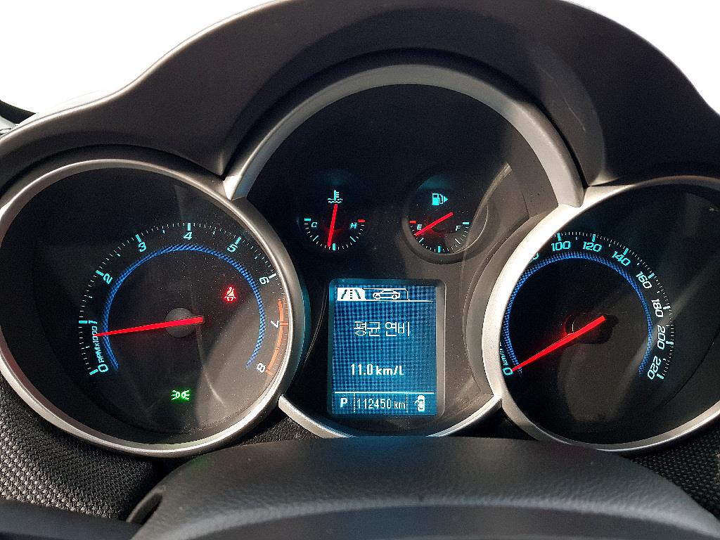 Chevrolet Cruise - Vista 7