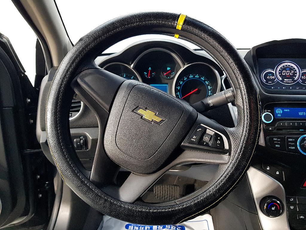 Chevrolet Cruise - Vista 12