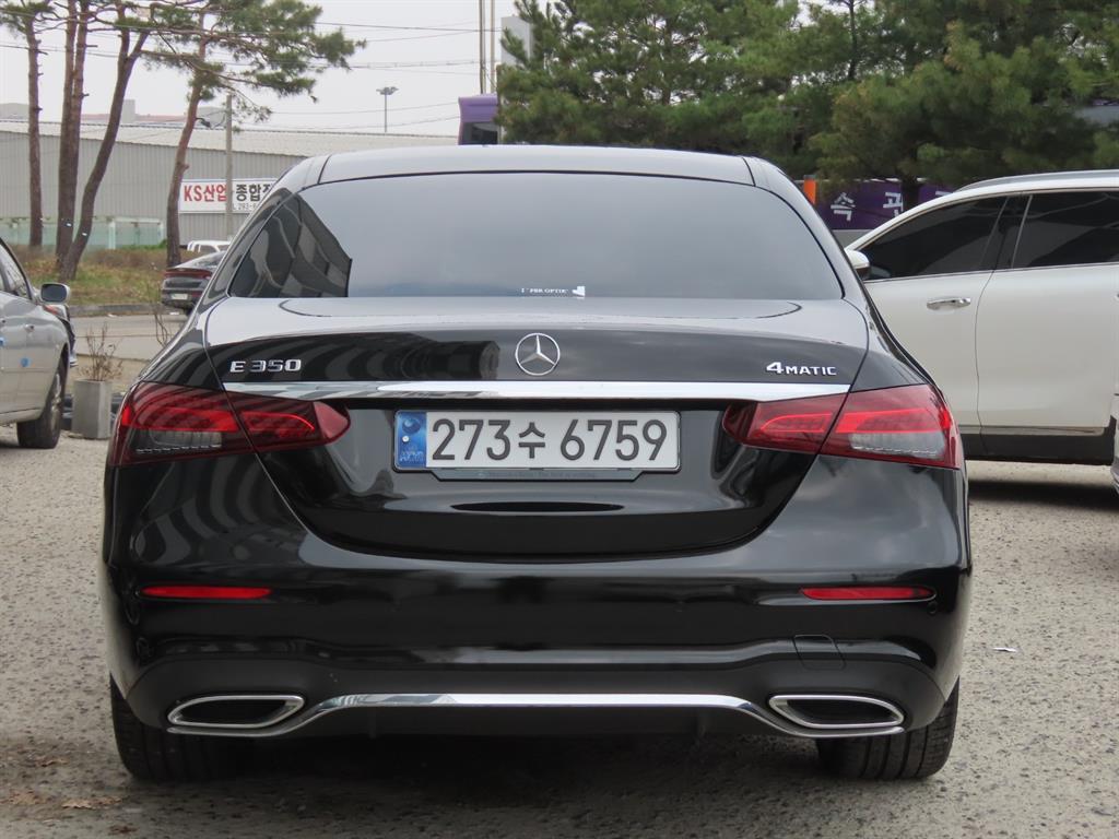 Mercedes Benz E class - Vista 7