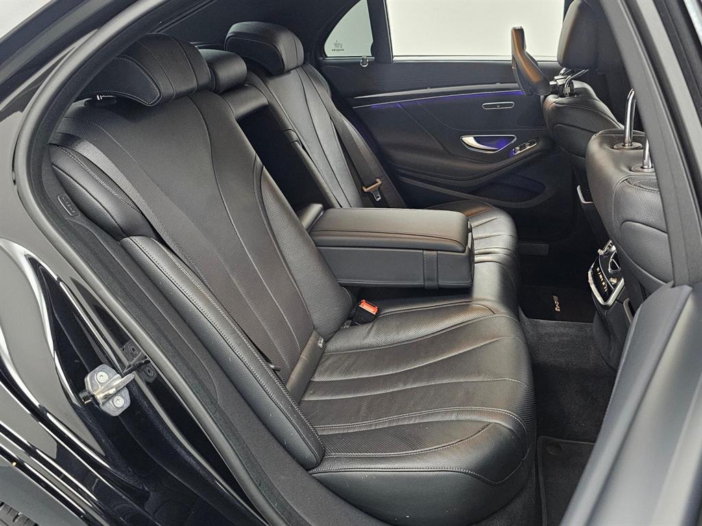 Mercedes Benz S Class - Vista 12