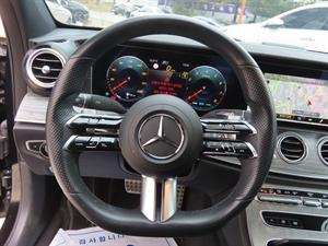 Mercedes Benz E class - Vista 10