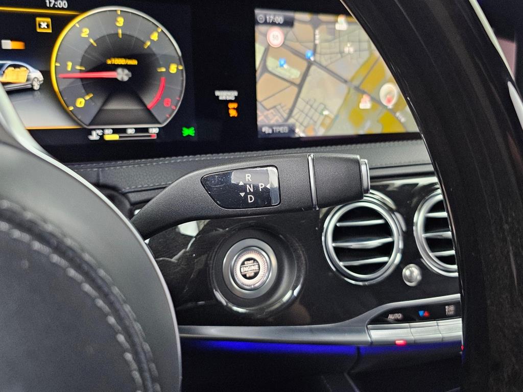 Mercedes Benz S Class - Vista 9