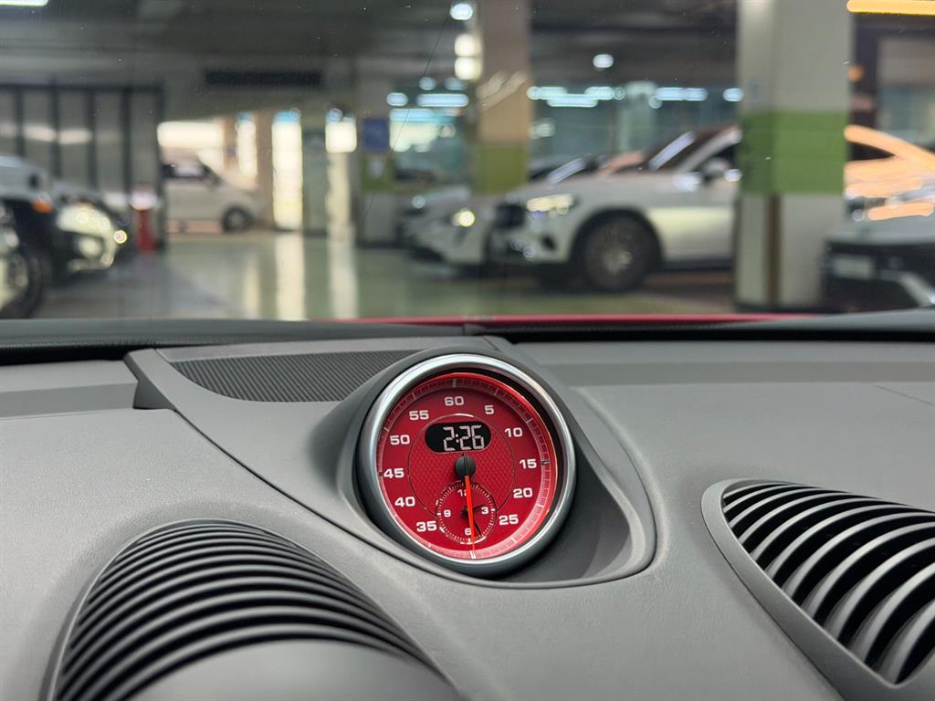 Porsche 718 2019 Rojo - Importación desde Corea - HF Imports Iquique - Foto 17