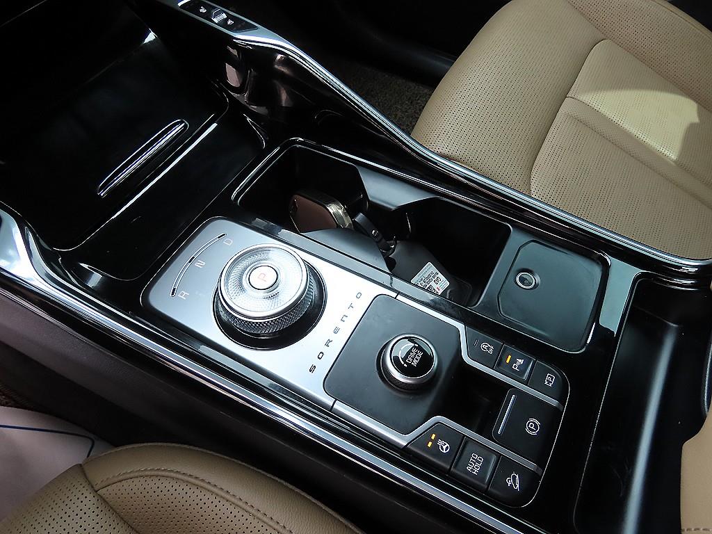 KIA Sorento - Vista 11