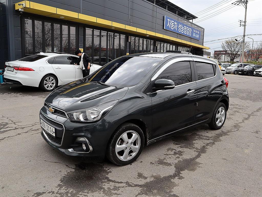 Chevrolet Spark - Vista 2