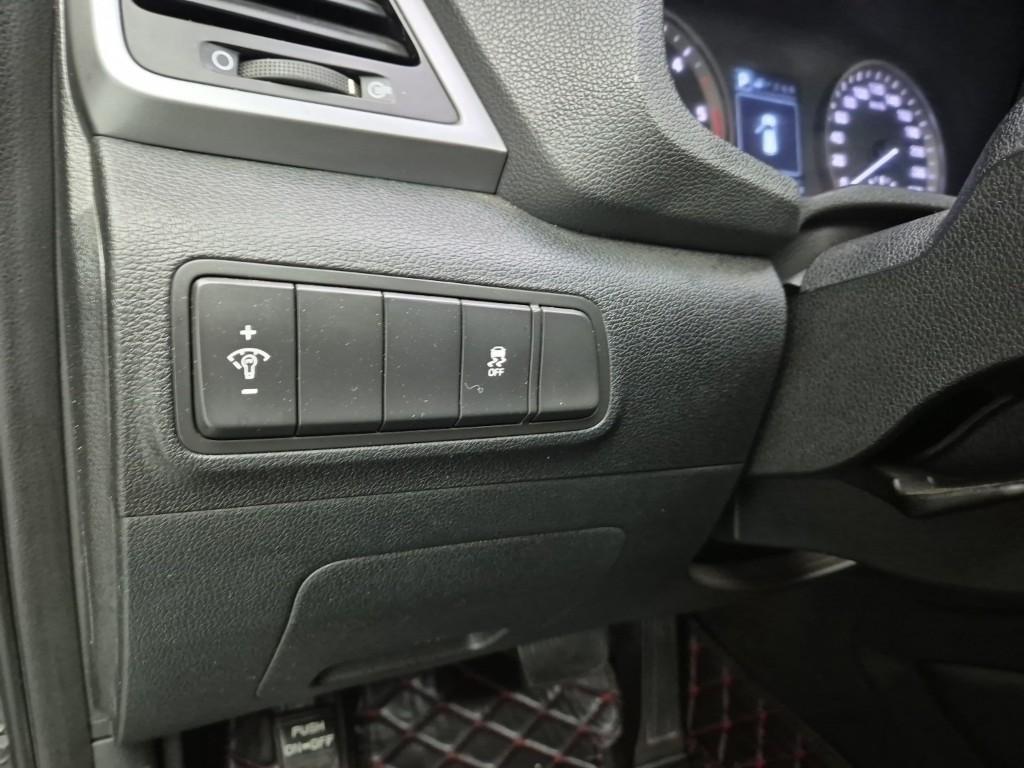 HYUNDAI Tucson 2016 Gris - Importación desde Corea - HF Imports Iquique - Foto 16