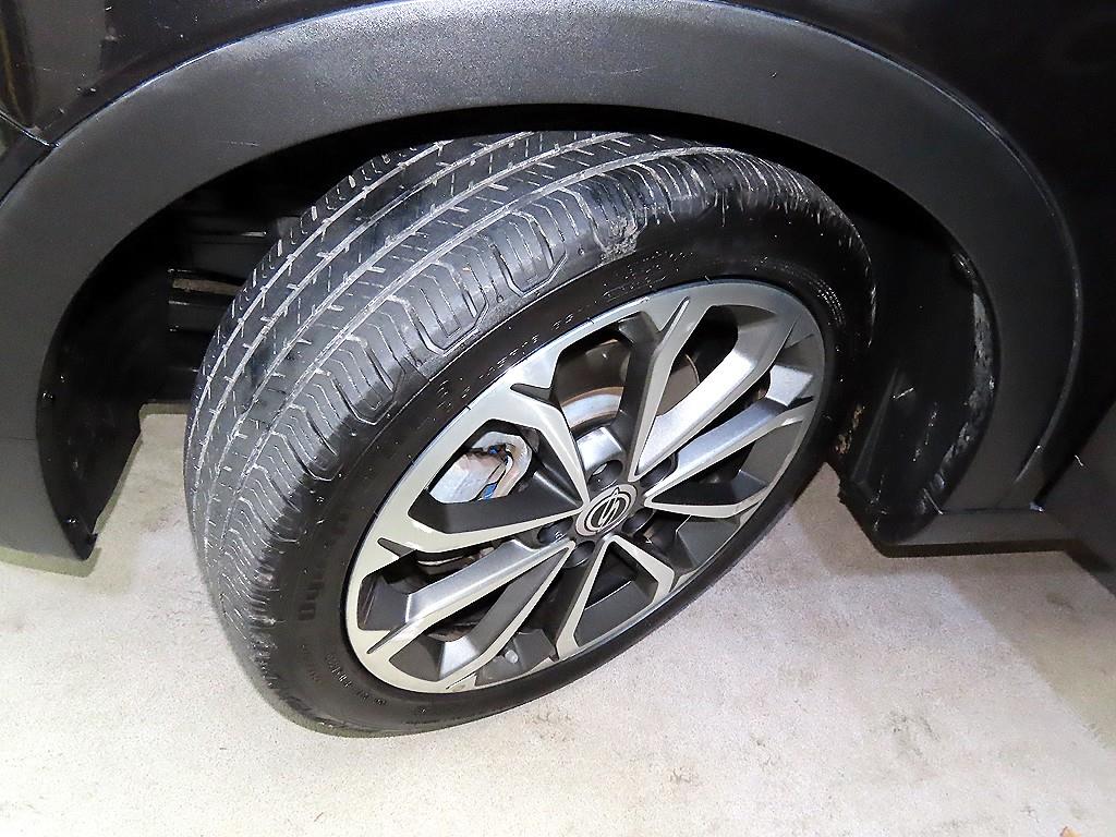 Ssangyong Tivoli 2017 Negro - Importación desde Corea - HF Imports Iquique - Foto 20