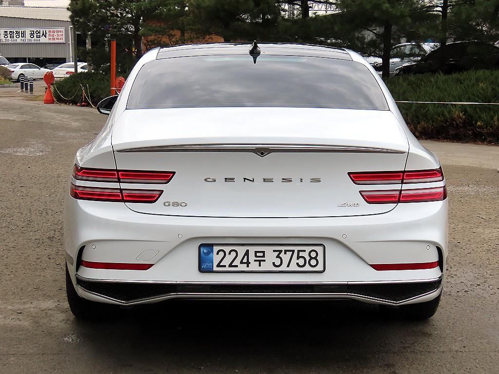 Genesis G80 - Vista 4