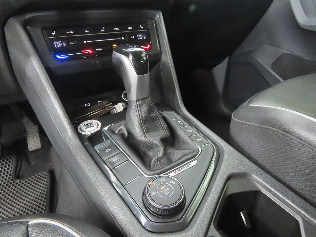 Volkswagen Tiguan - Vista 11