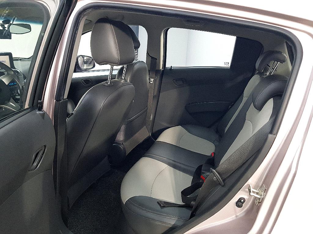 Chevrolet Spark - Vista 9