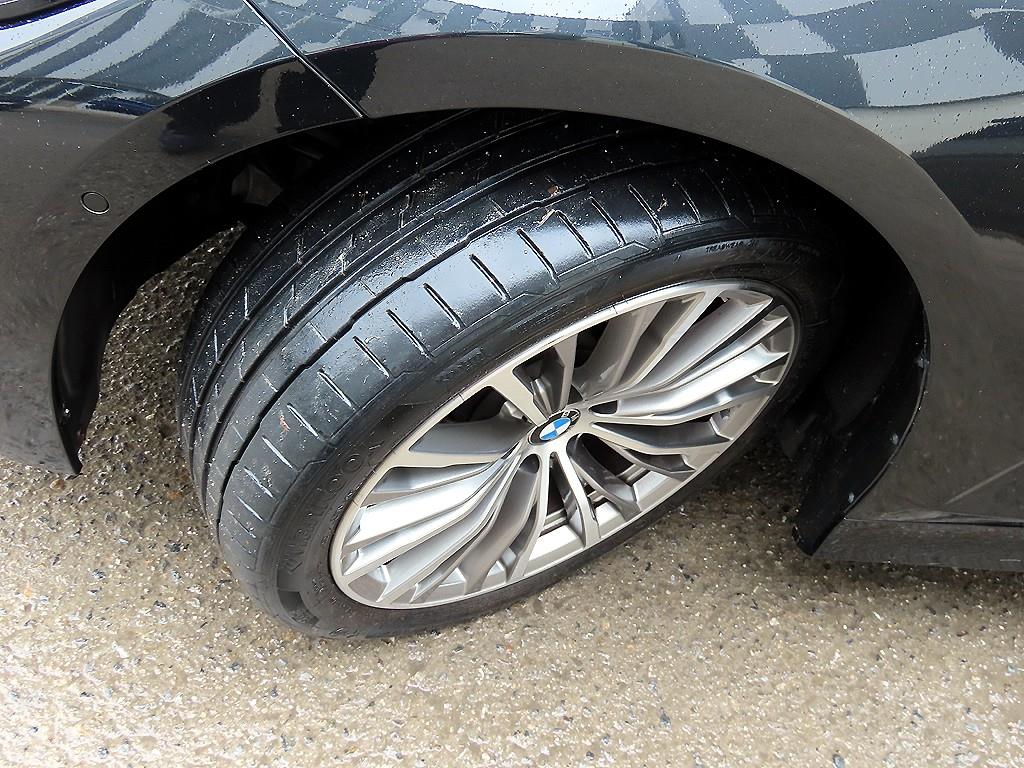 BMW 3 series 2022 Negro - Importación desde Corea - HF Imports Iquique - Foto 20