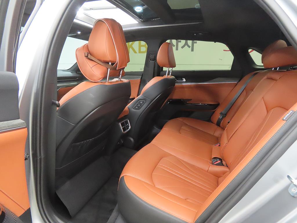 KIA K5 - Vista 6