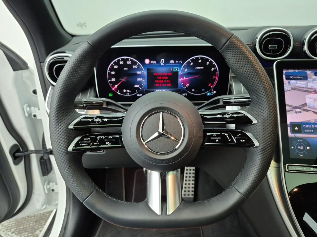 Mercedes Benz GLC Class - Vista 9