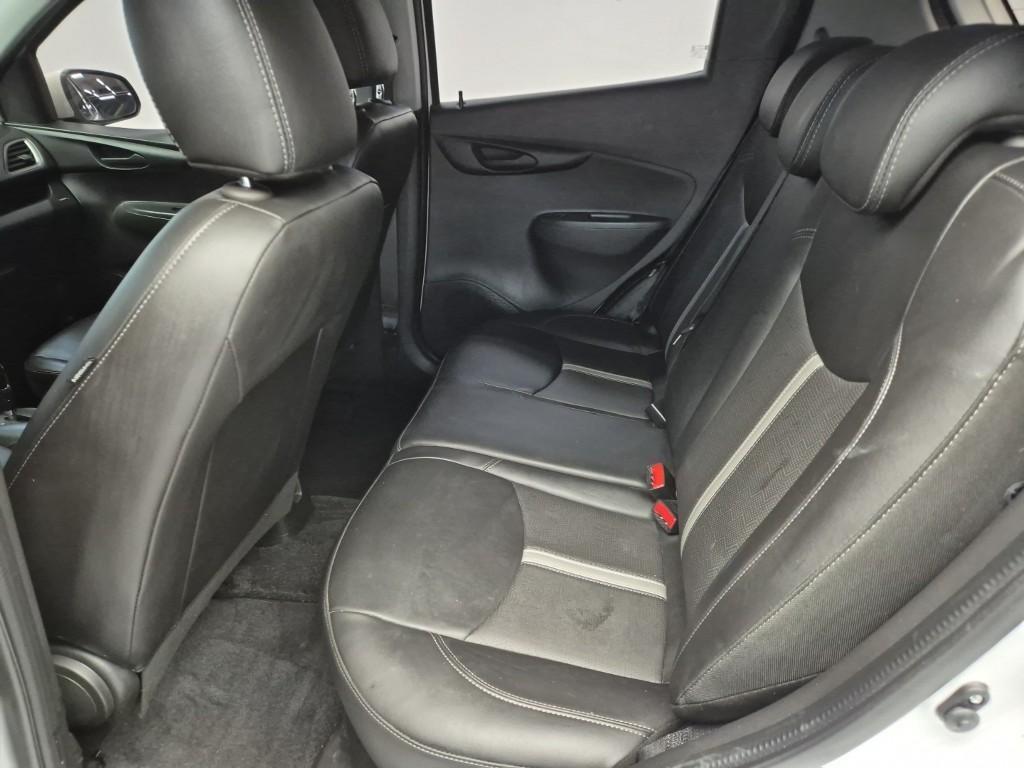 Chevrolet Spark - Vista 12