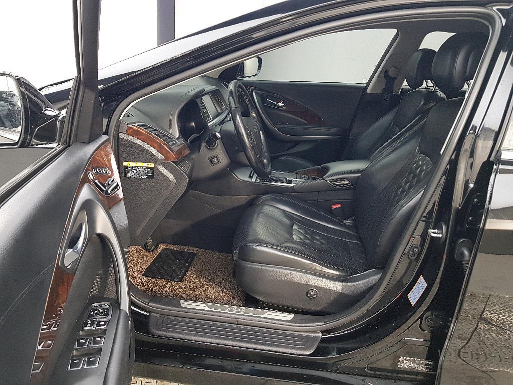 HYUNDAI Aslan - Vista 8