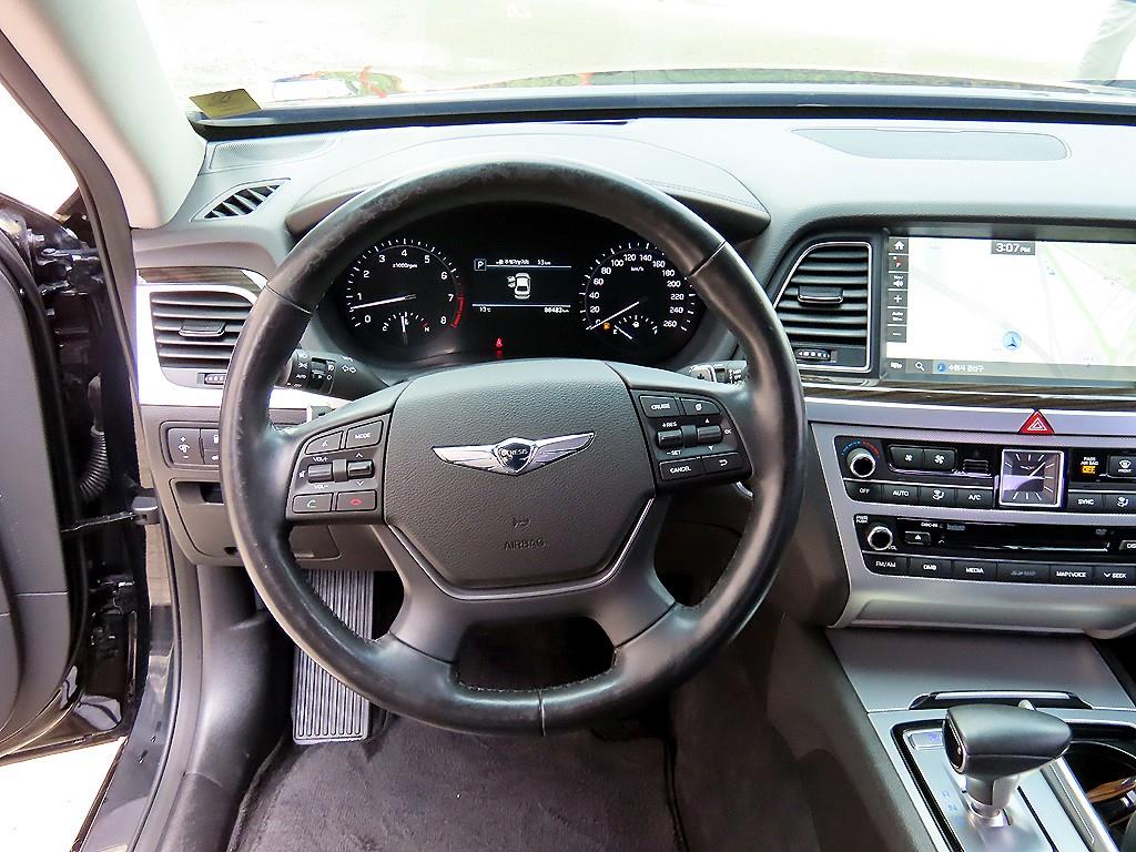 Genesis G80 - Vista 8