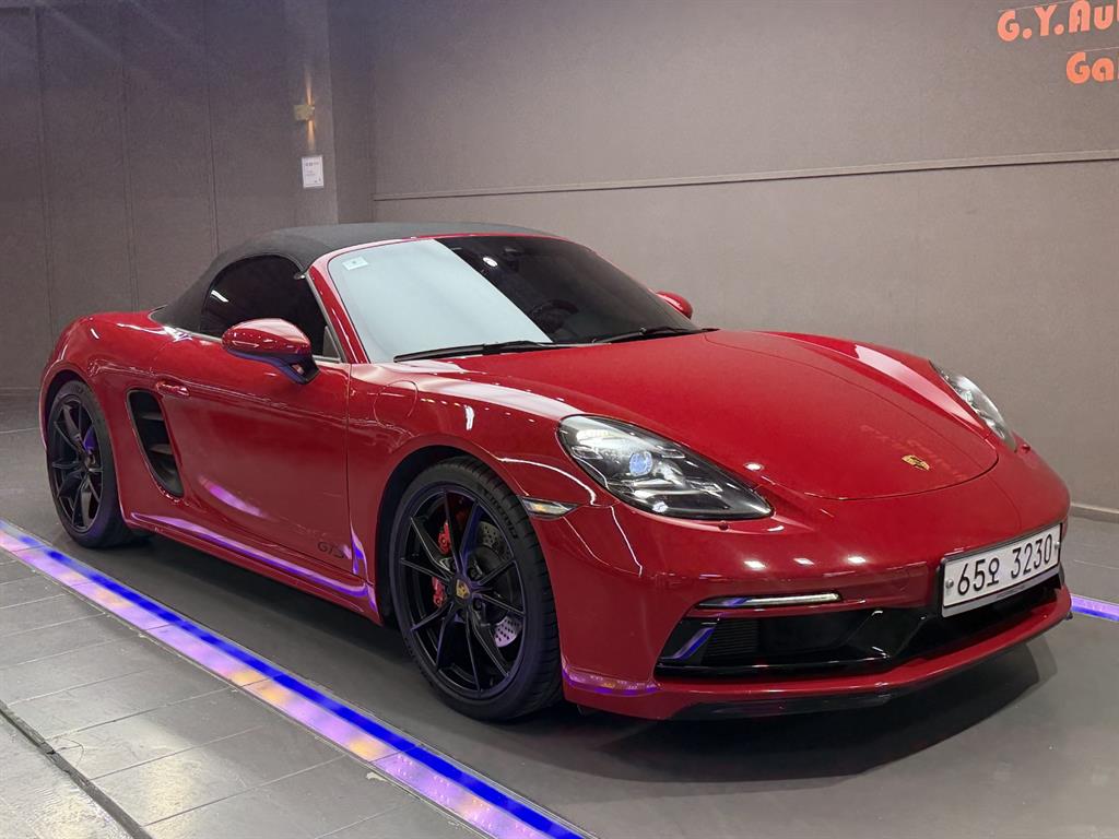 Porsche 718 2019 Rojo - Importación desde Corea - HF Imports Iquique - Foto 1