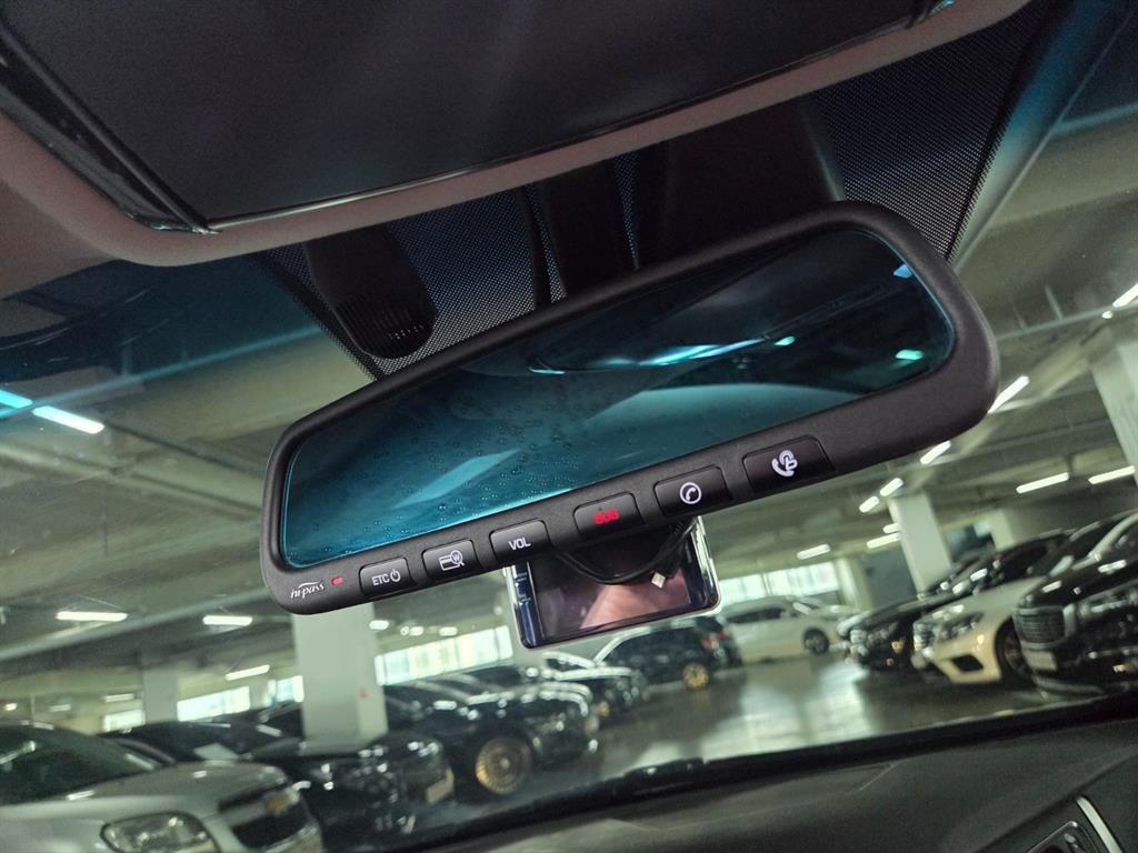 HYUNDAI Grandeur - Vista 8