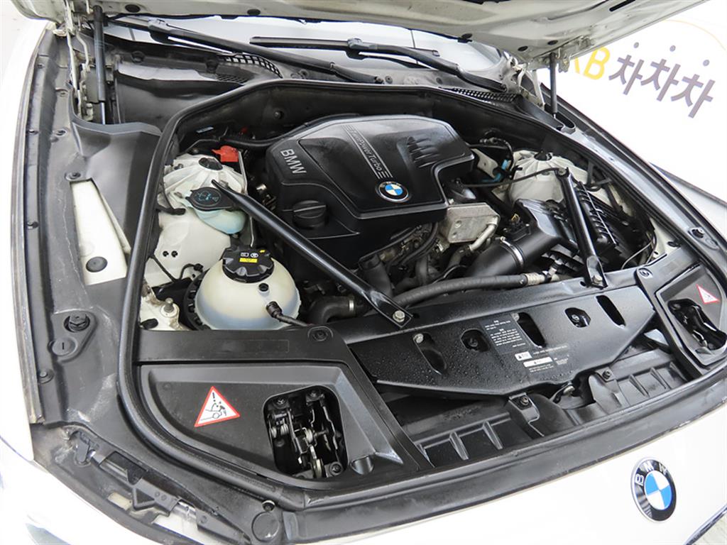 BMW 5 Series 2015 Blanco - Importación desde Corea - HF Imports Iquique - Foto 19