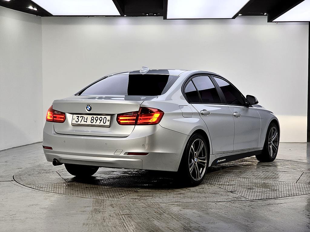 BMW 3 series - Vista 4