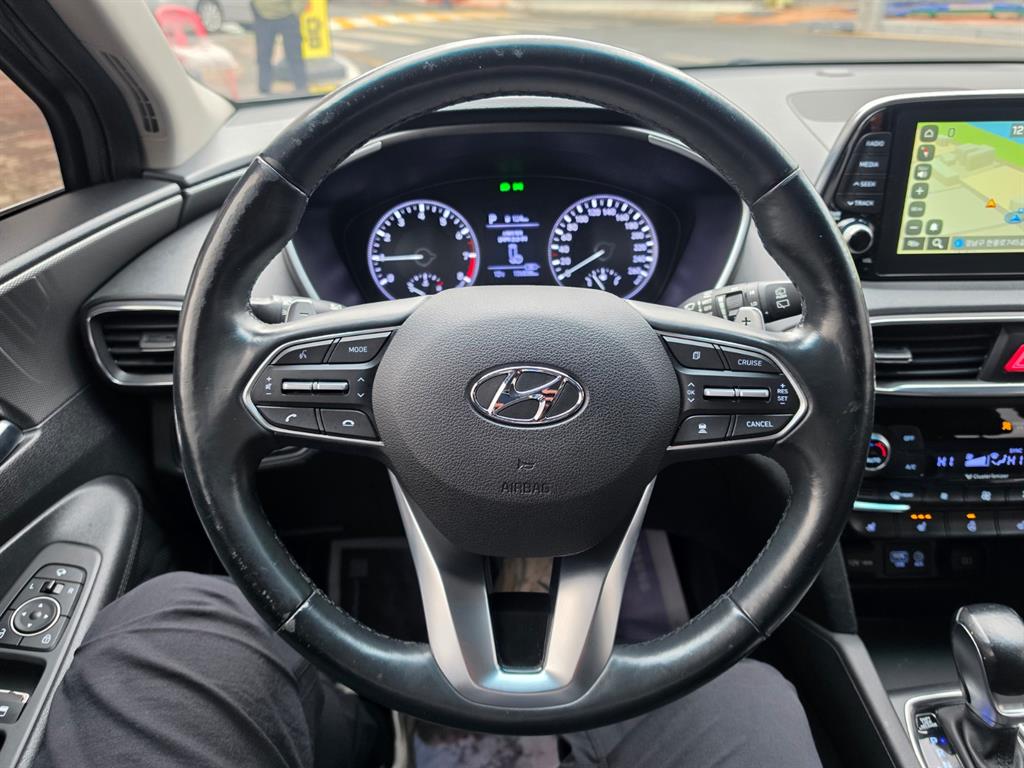 HYUNDAI Santa Fe 2020 Gris - Importación desde Corea - HF Imports Iquique - Foto 13