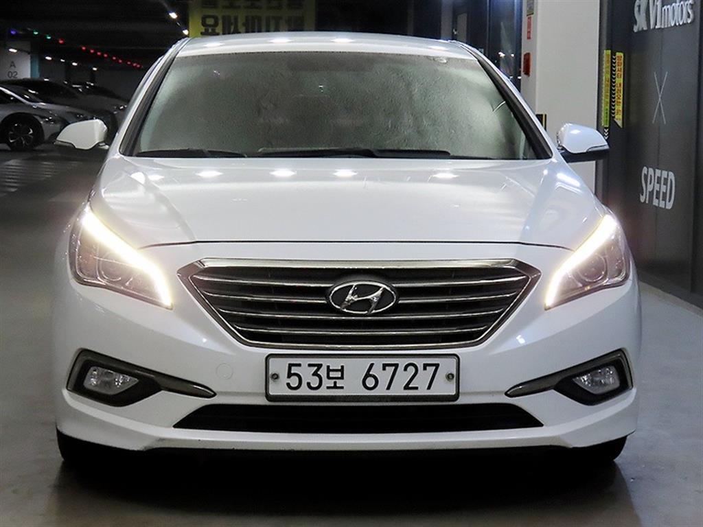 HYUNDAI Sonata - Vista 2