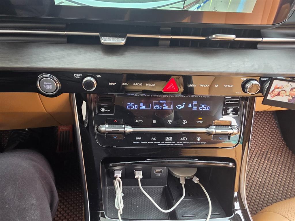 KIA Carnival 2023 Blanco - Importación desde Corea - HF Imports Iquique - Foto 14