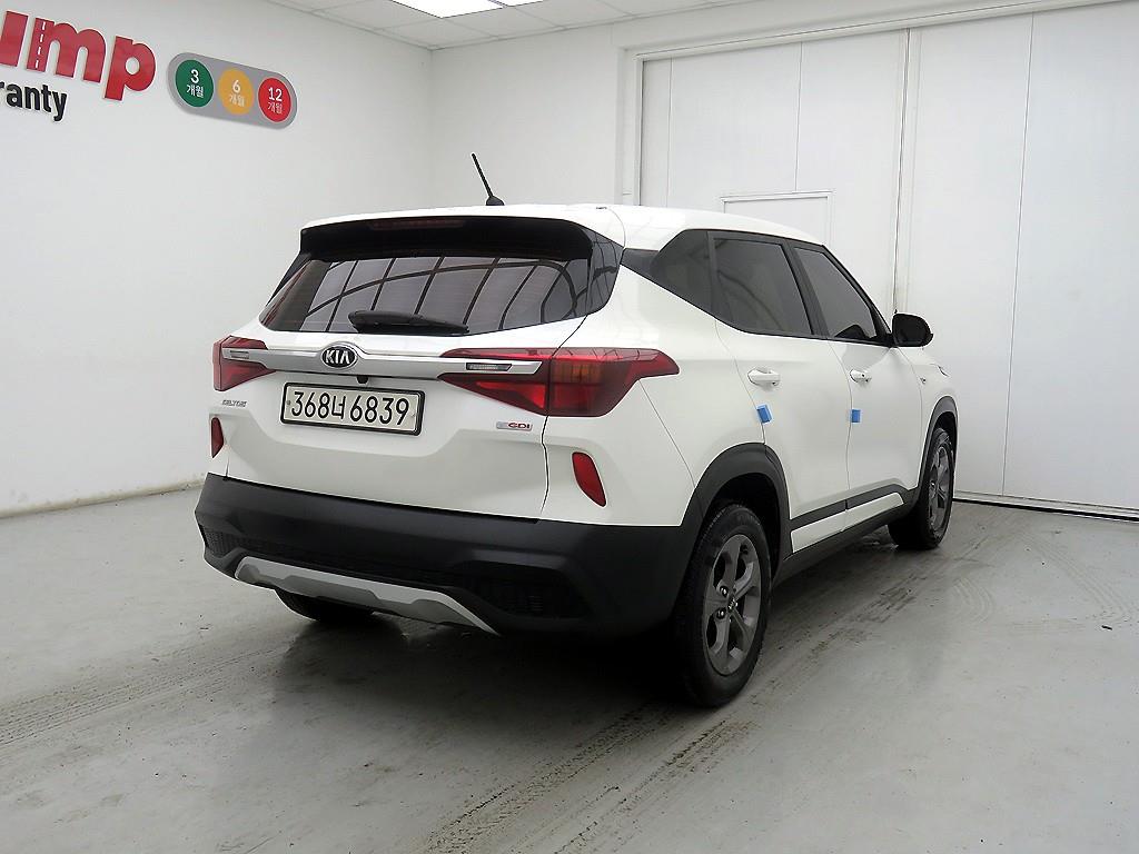 KIA Seltos - Vista 4