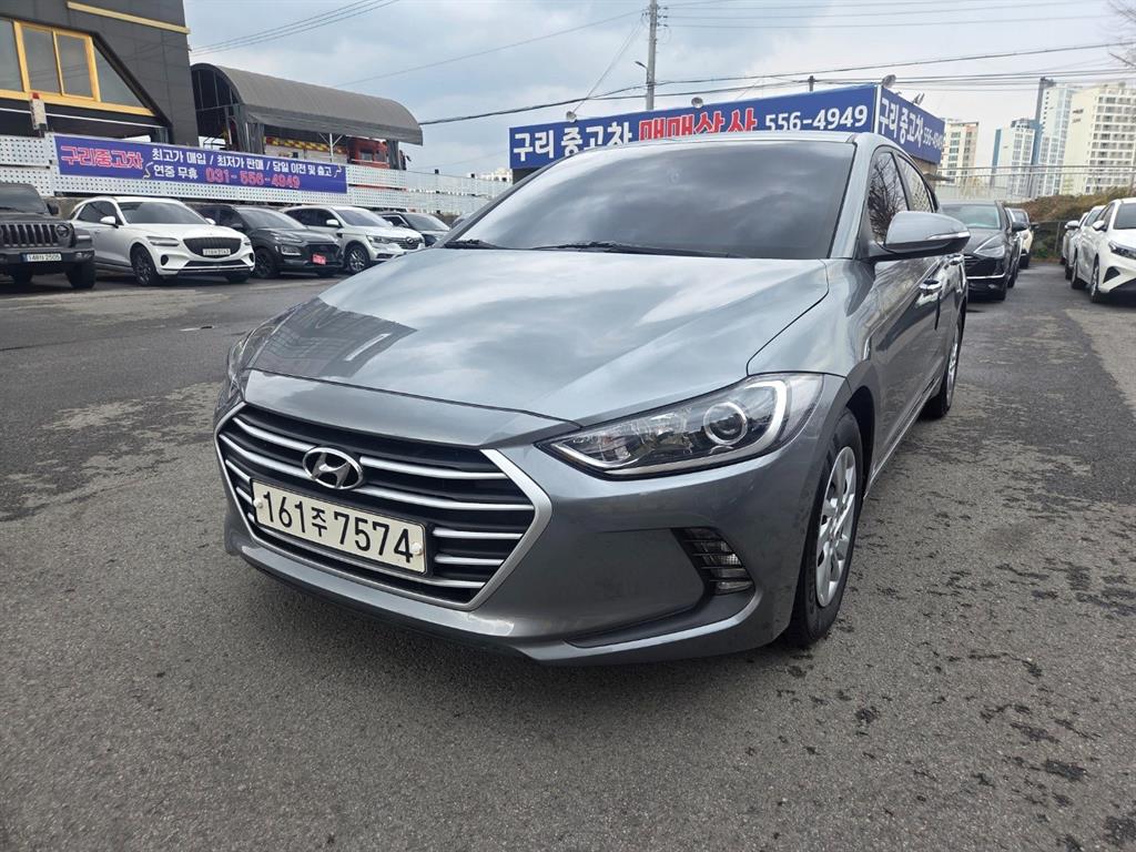 HYUNDAI Avante 2018 Gris - Importación desde Corea - HF Imports Iquique - Foto 1