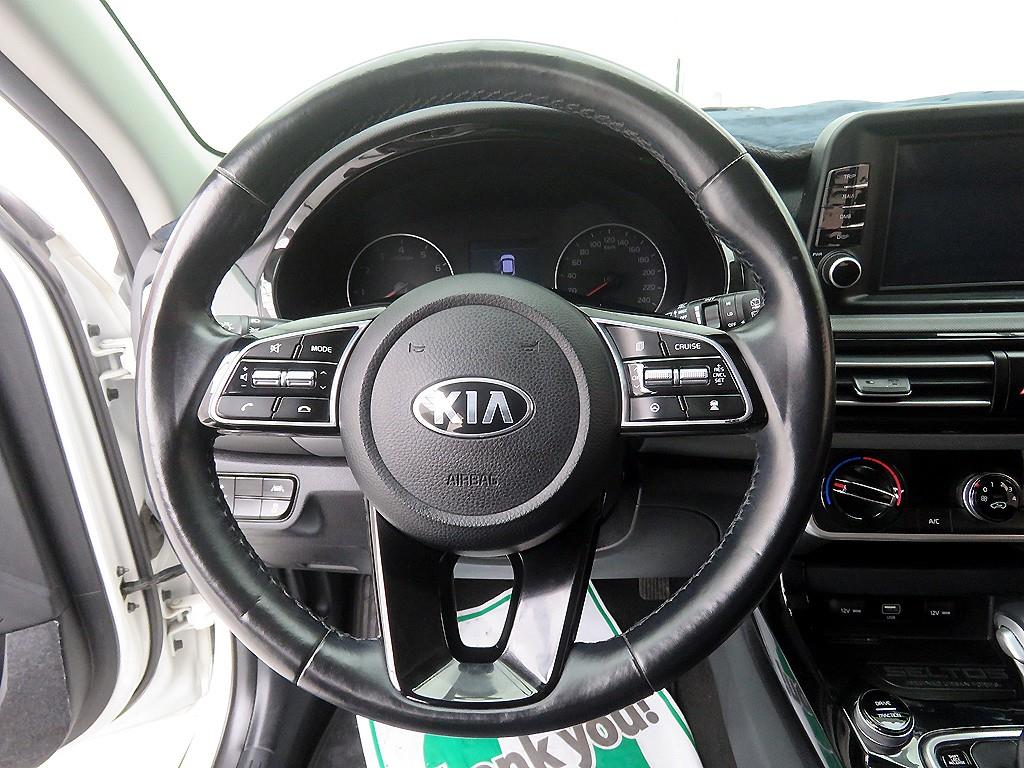 KIA Seltos - Vista 10