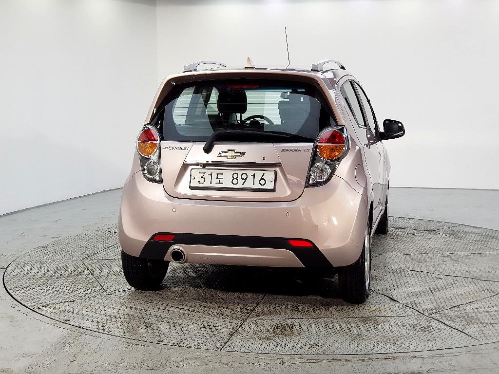 Chevrolet Spark - Vista 3